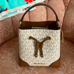 MK Leather Mini Bucket Bag💐Mother’s Day Sale💐